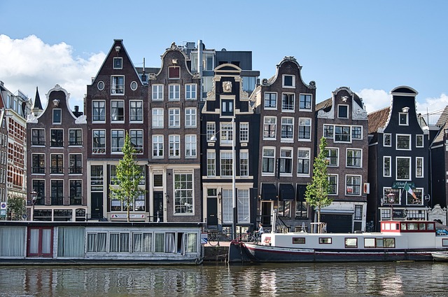 Ontdekken, beleven en genieten: jouw ultieme reis door amsterdam met amsterdamtourguide.nl